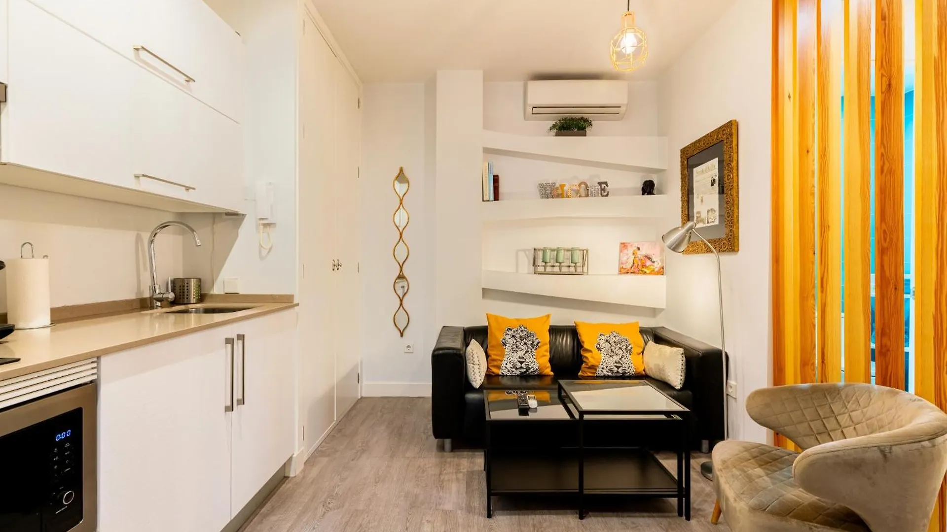 Estudio En Pleno Centro De Sevilla By Msholidays Apartment